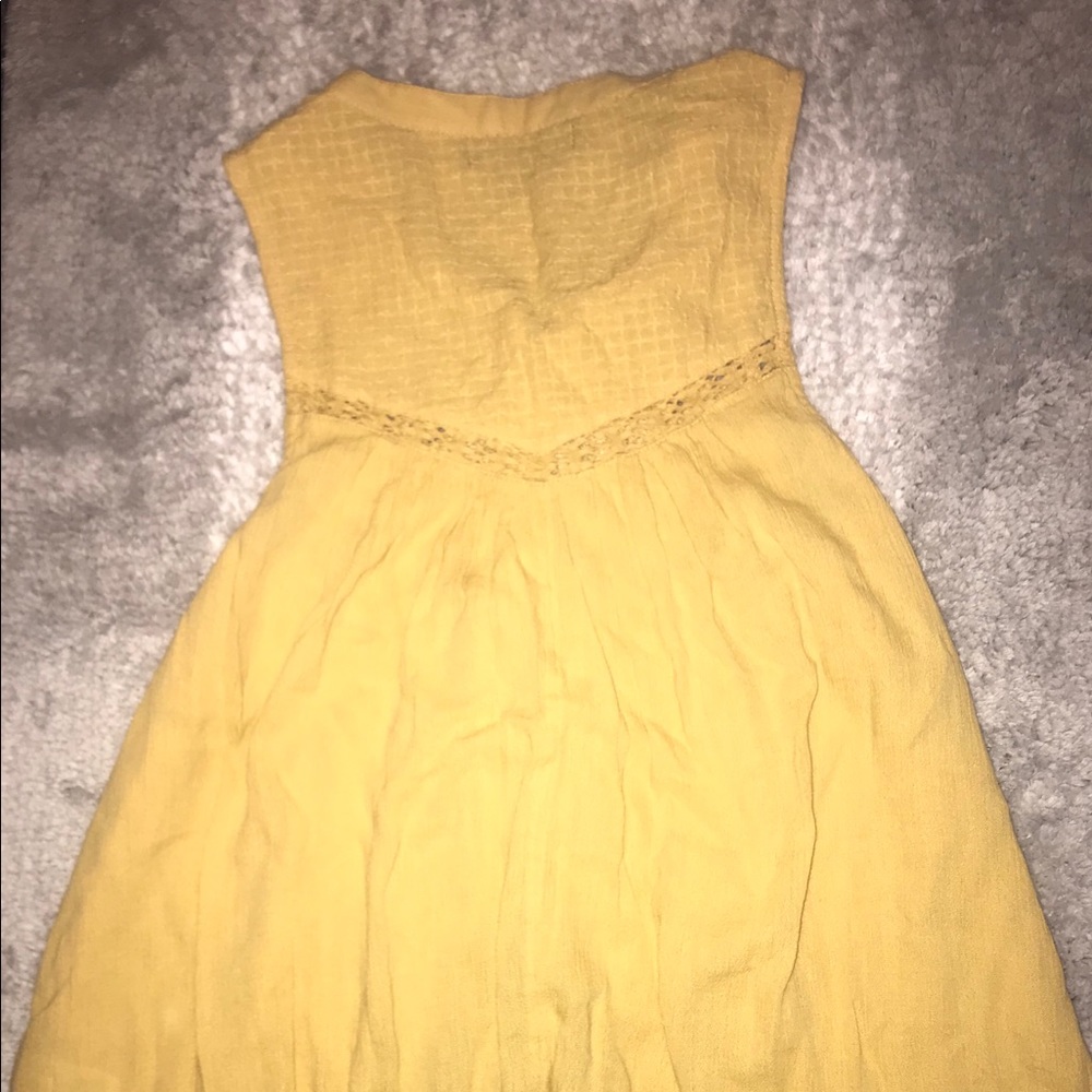 Yellow Tank - Picture 2 of 4